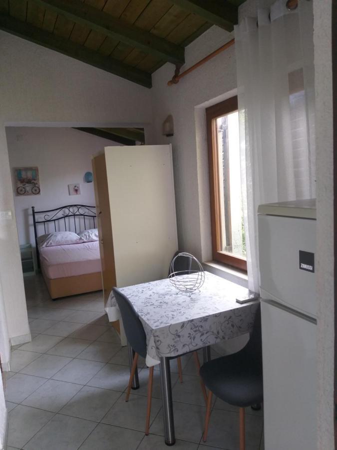 Appartamento Direkt Na Moru - Bungalov Šibenik Esterno foto