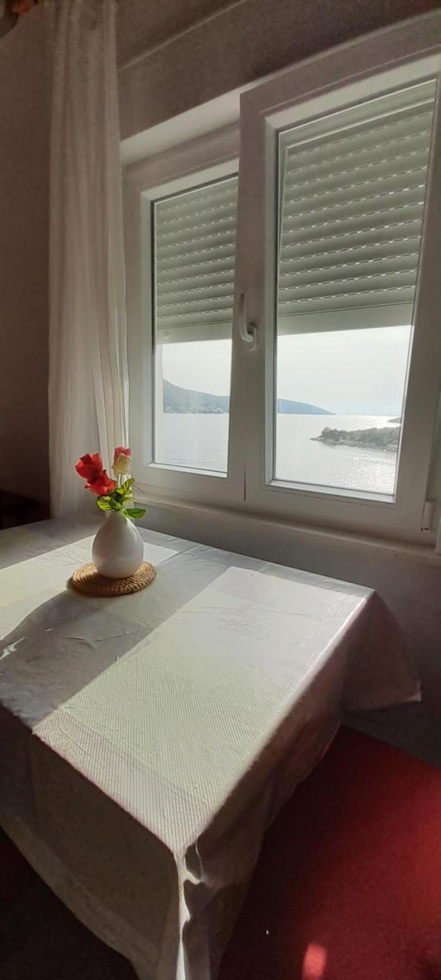 Appartamento Direkt Na Moru - Bungalov Šibenik Esterno foto